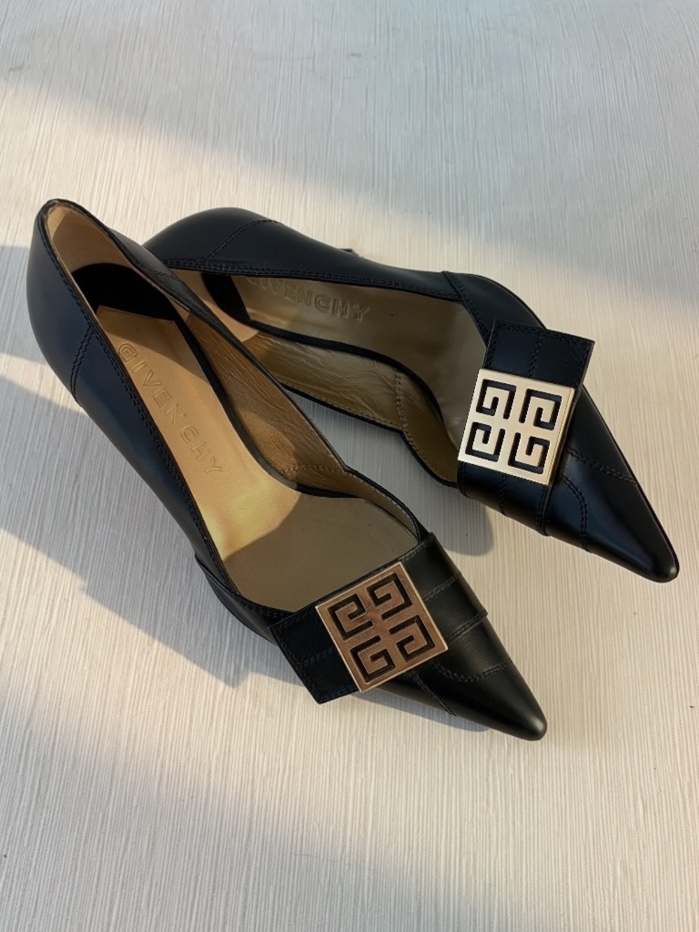 Vintage Givenchy 4G Logo Pointed Toe Kitten Heels EU 36.5 - Picture 3 of 8